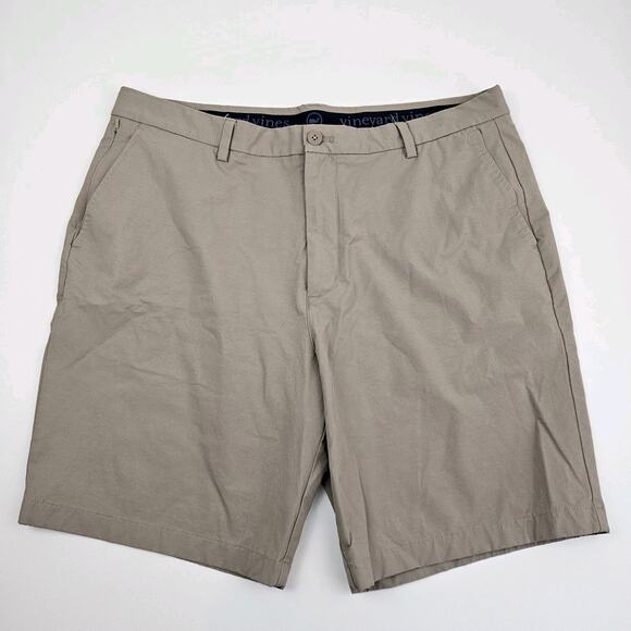 Vineyard Vines On The Go Shorts Mens 38 Stretch Performance Chino Flat Front Tan - Picture 1 of 9